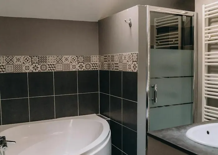 Hébergement de vacances Maison Conviviale Près De Avec Jardin Et Terrasse