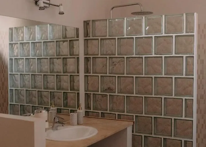 Maison Conviviale Près De Avec Jardin Et Terrasse Chamant